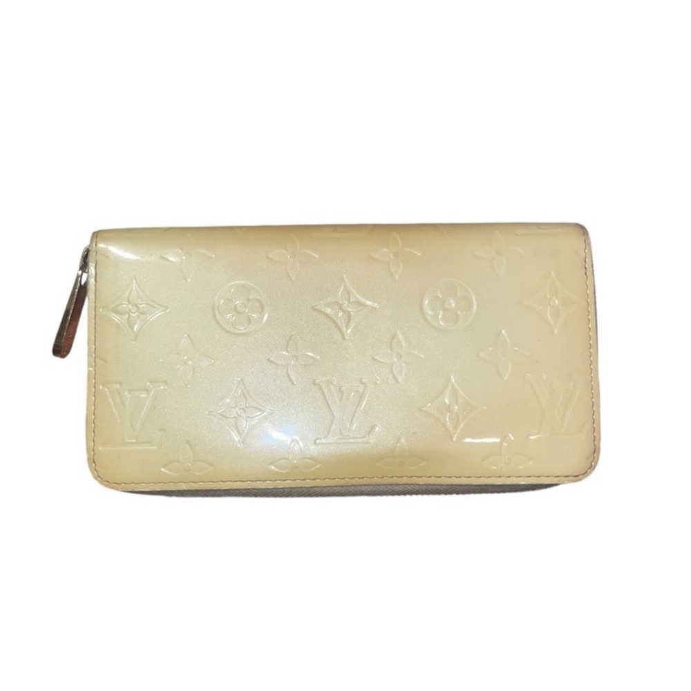 Louis Vuitton vernis wallet